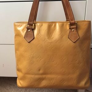Louis Vuitton Monogram Vernis Houston Shoulder Bag